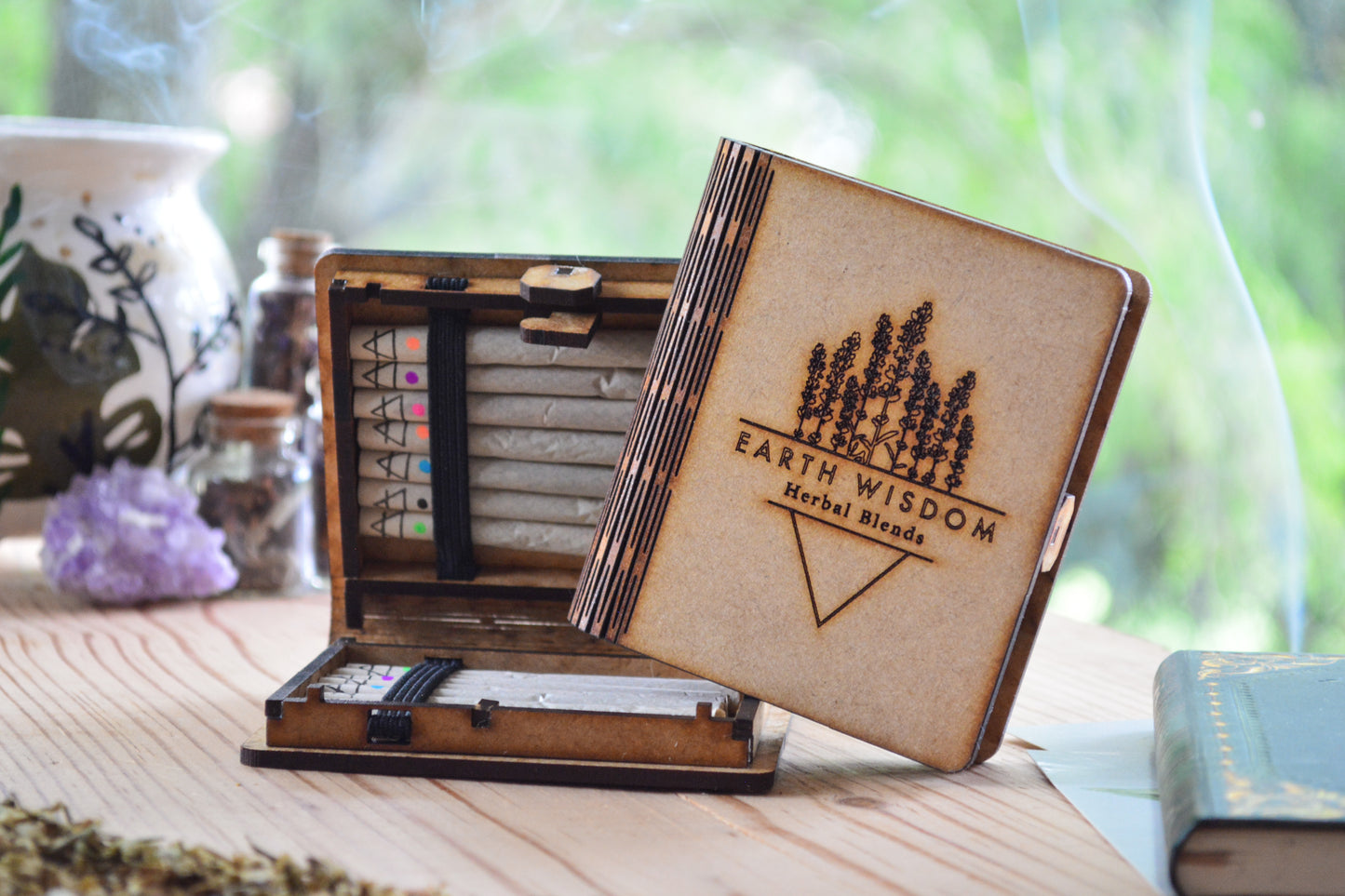 Cigarrera con 14 cigarros herbales